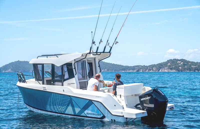 Captur 705 Pilothouse